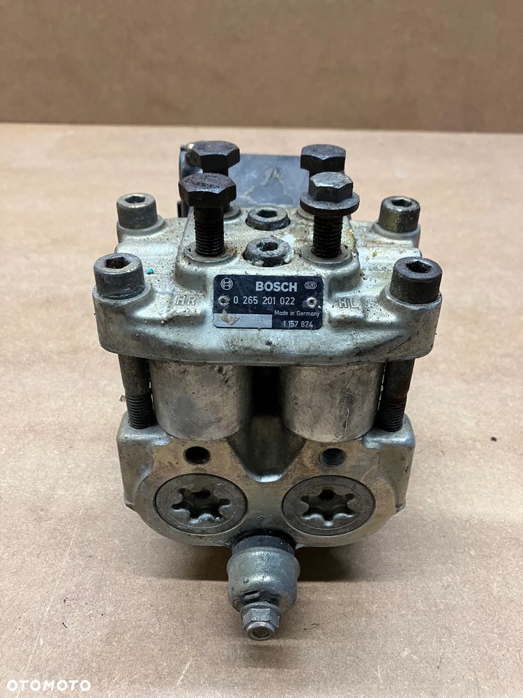 POMPA HAMULCOWA AGREGAT BMW E31 E32 E34 OEM 1157874 0265201022 - 1