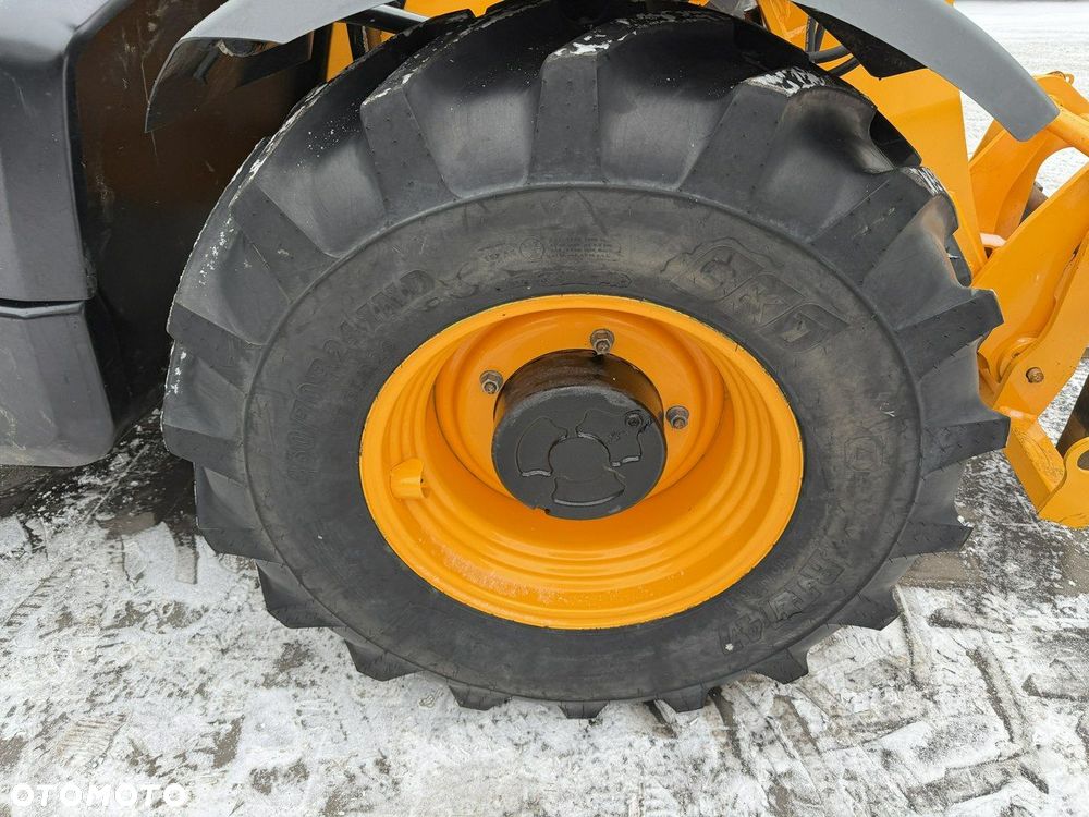 JCB 526-65 AGRI - 6
