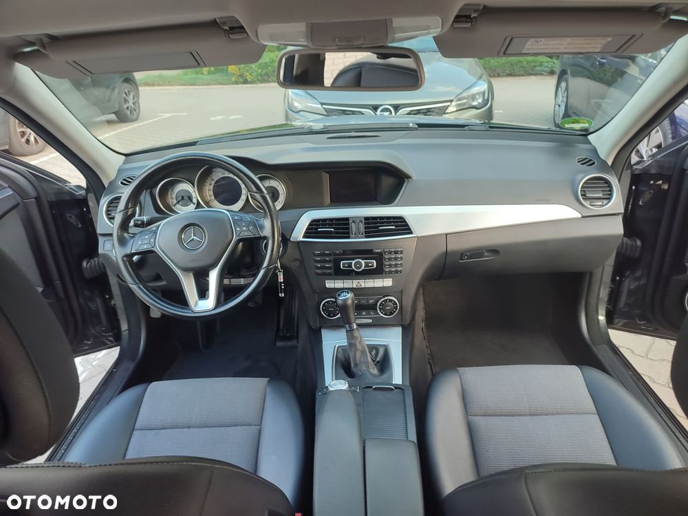 Mercedes-Benz Klasa C 200 CDI BlueEff Elegance - 13
