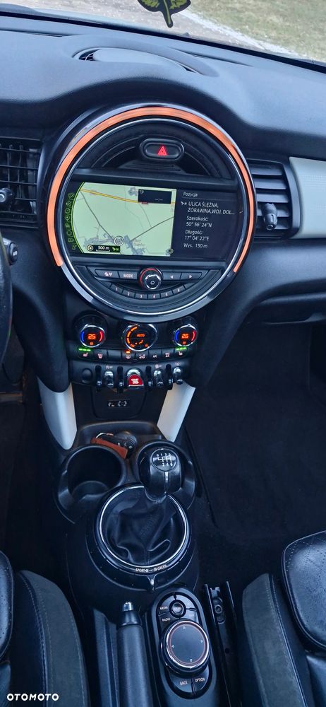 MINI Cooper 60 Years Chili - 35