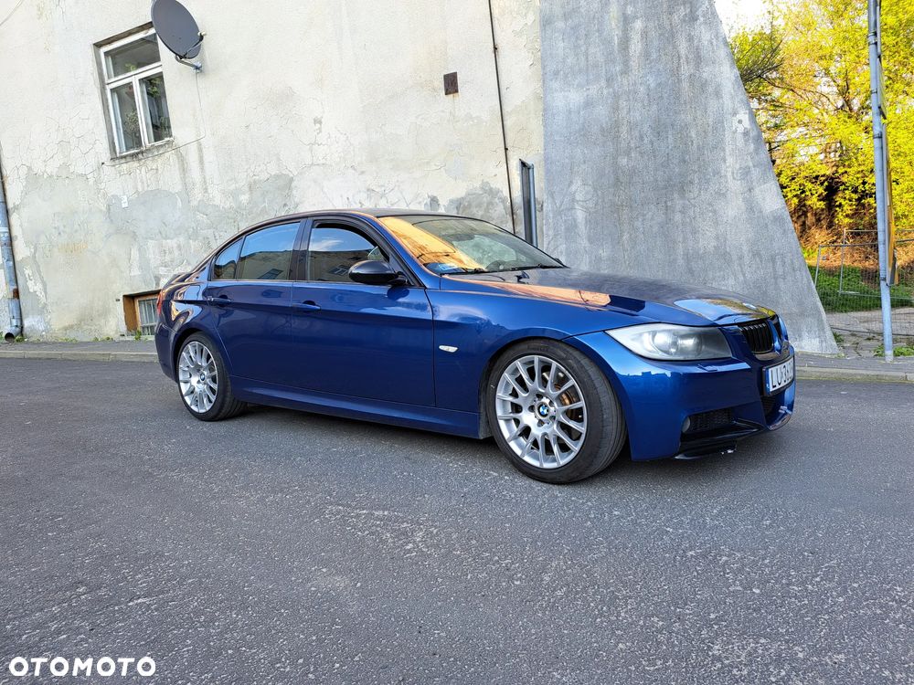 BMW Seria 3 330i - 5
