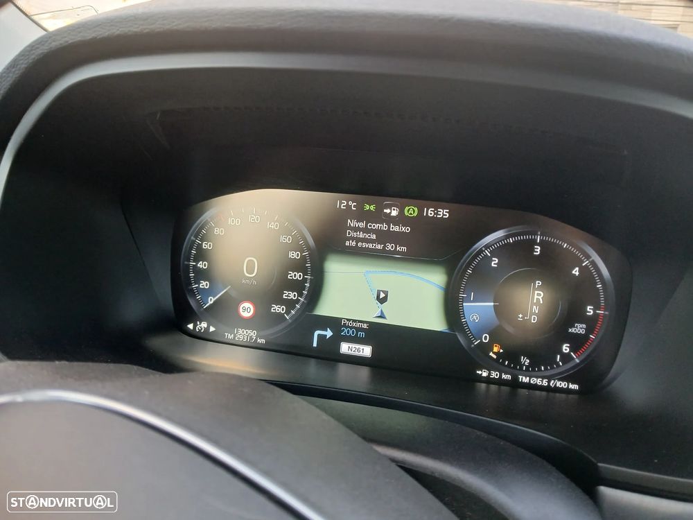 Volvo V90 2.0 D4 Momentum Plus Geartronic - 31