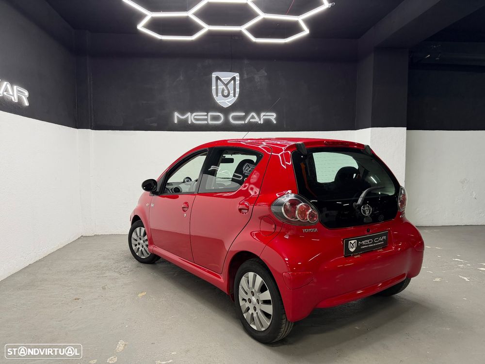 Toyota Aygo 1.0 + AC - 7