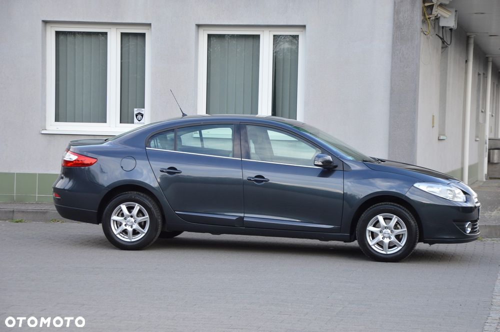 Renault Fluence 1.6 16V Expression - 11