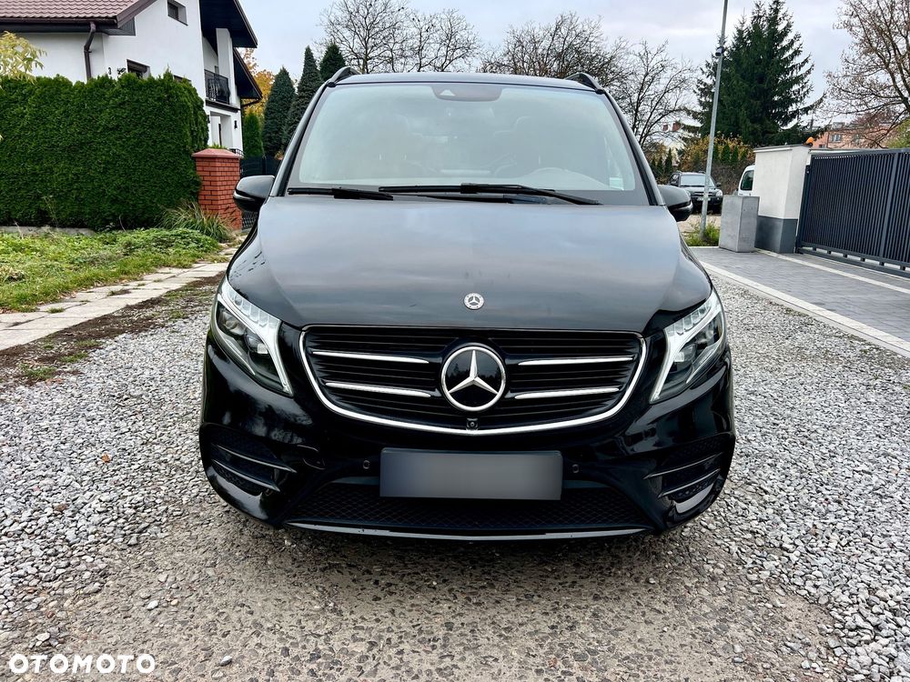 Mercedes-Benz V-Class 2019 photo 2