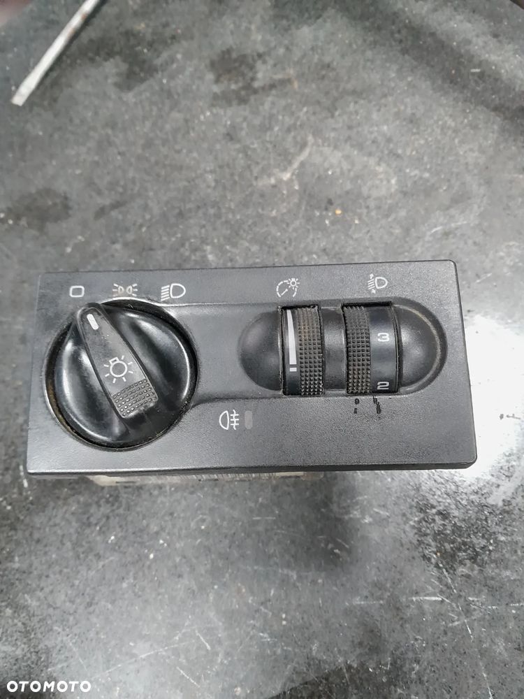 Przełącznik świateł VW T4 7D0941531E - 1