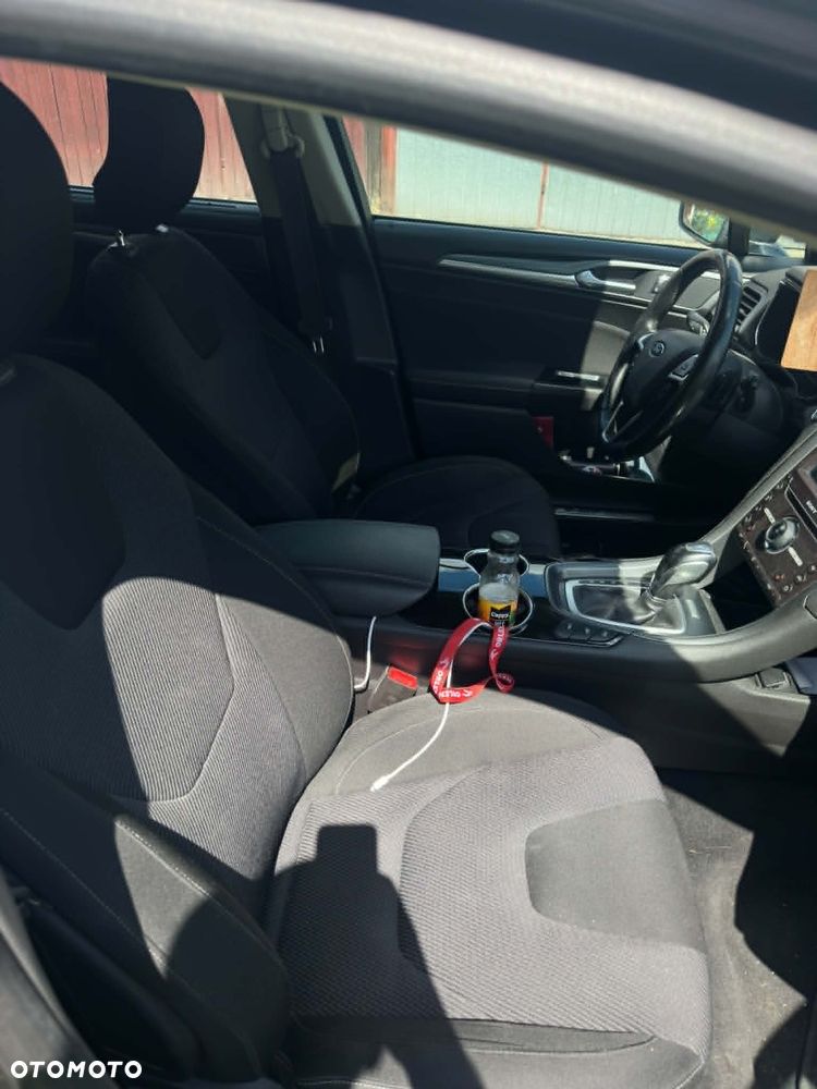 Ford Mondeo 2.0 TDCi Titanium PowerShift - 12