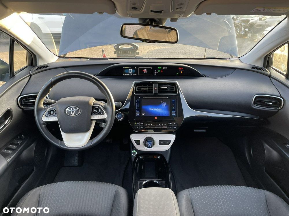 Toyota Prius Hybrid Comfort - 9