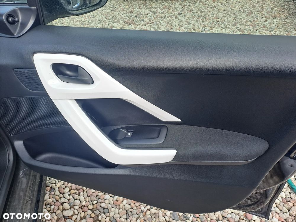 Peugeot 208 82 VTI Active - 17