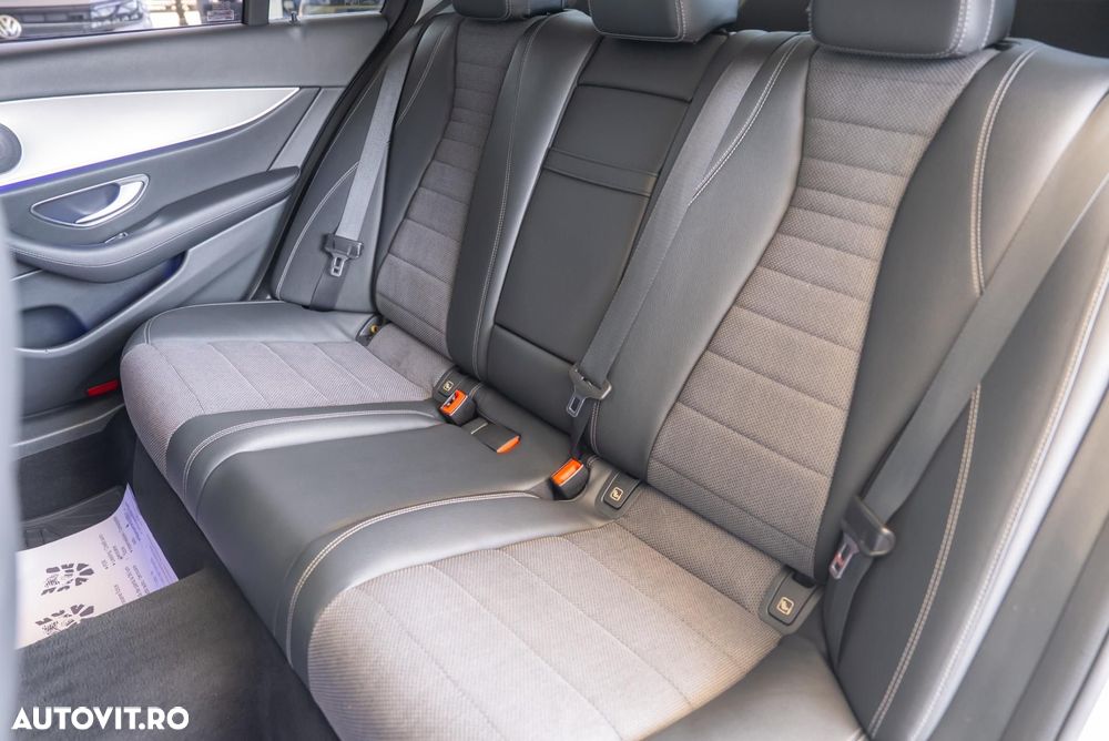 Mercedes-Benz E 220 d 4Matic 9G-TRONIC Avantgarde - 24