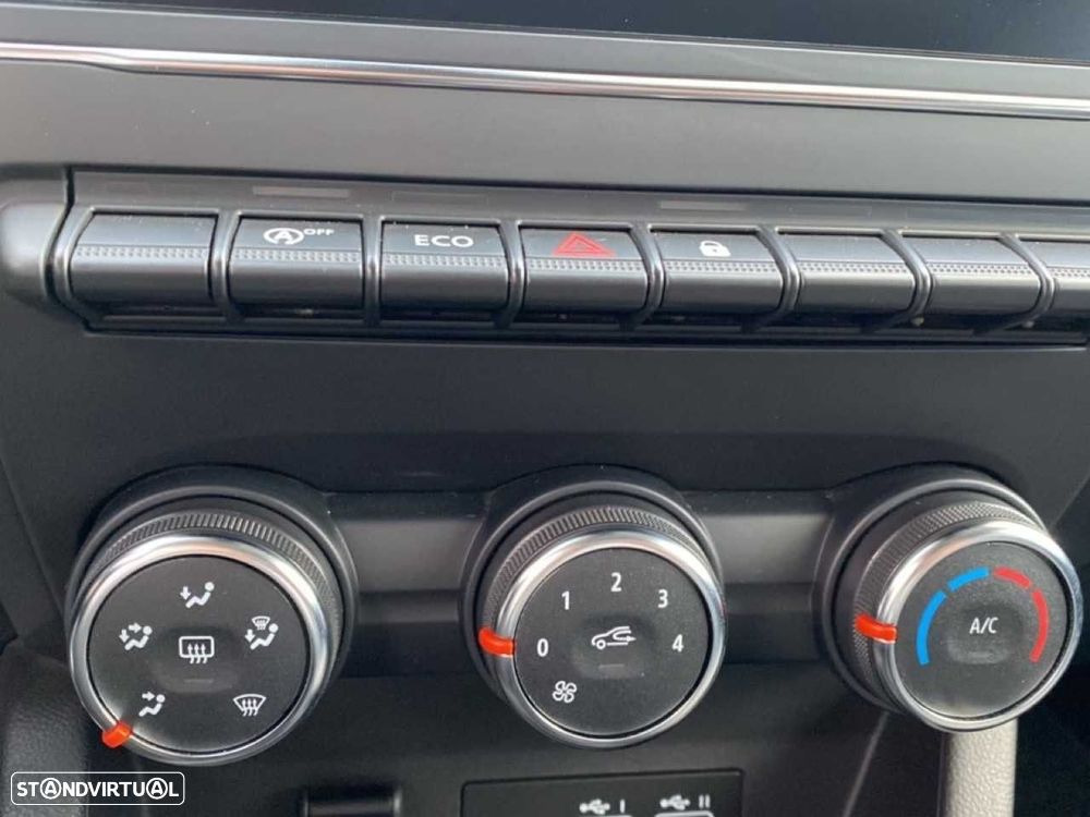 Renault Clio 1.0 TCe Evolution - 14