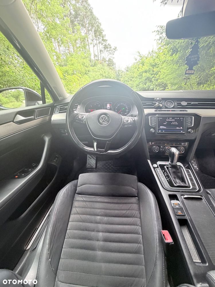 Volkswagen Passat 2.0 TDI BMT Highline DSG - 16