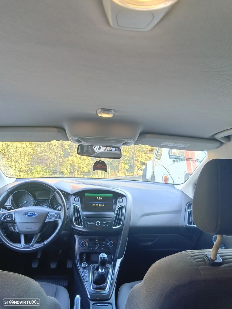 Ford Focus SW 1.0 SCTi Titanium Best - 8