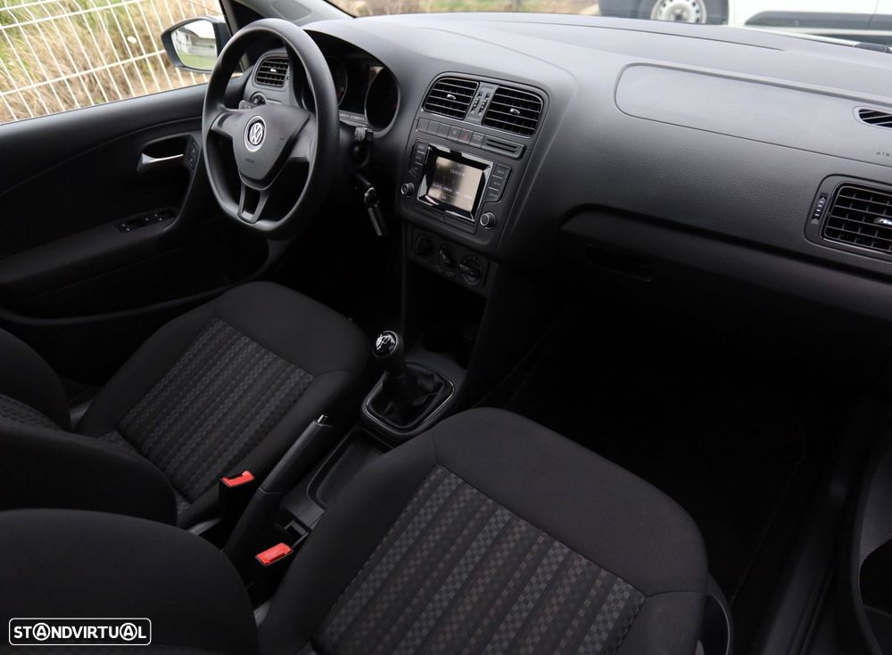 VW Polo 1.4 TDi Lounge - 12
