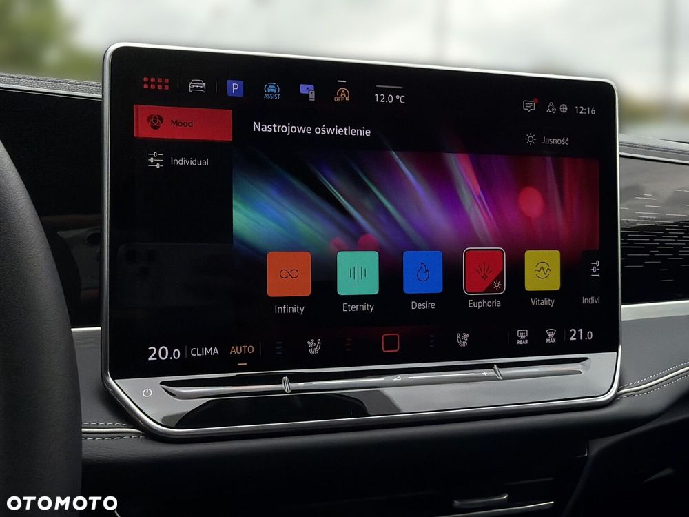 Volkswagen Passat - 29