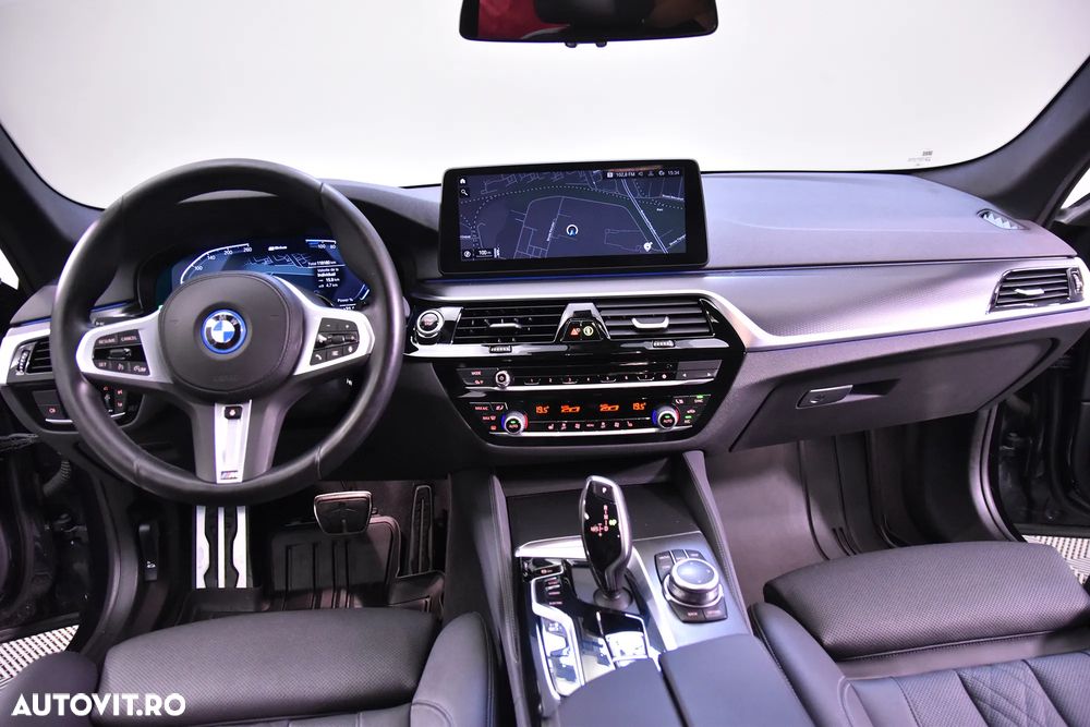 BMW Seria 5 530e xDrive AT PHEV - 9