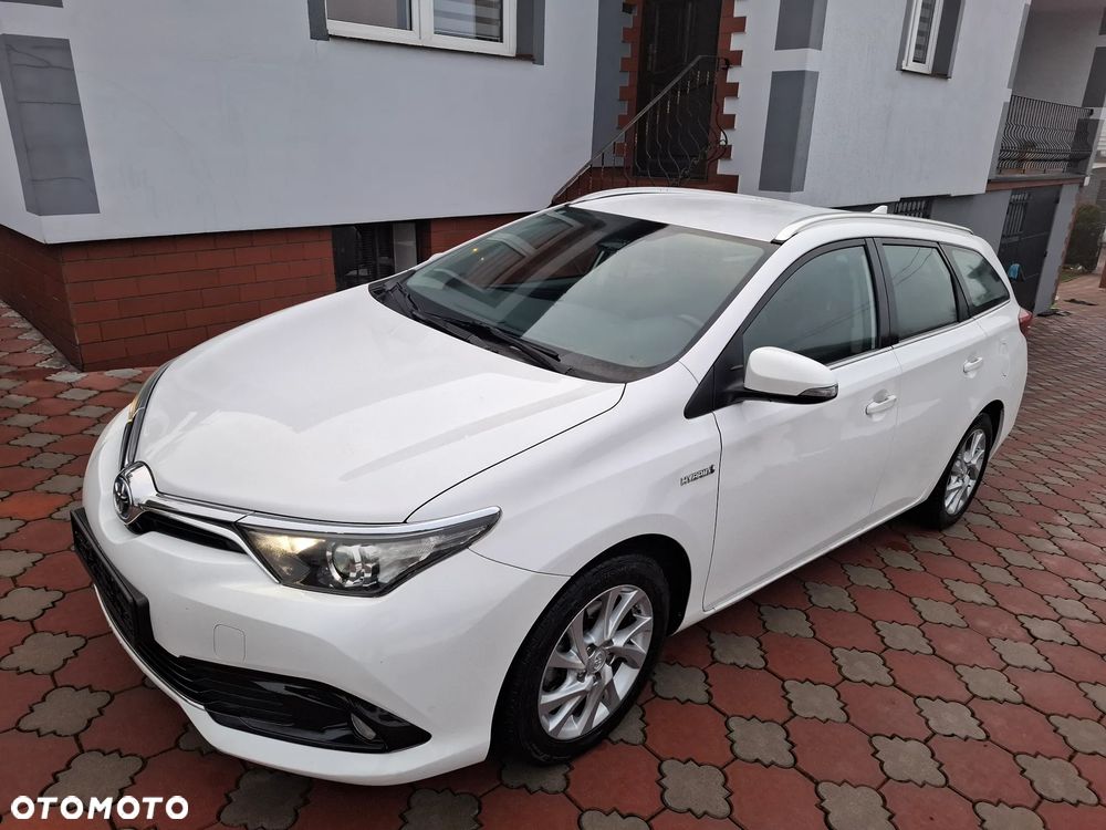 Toyota Auris - 2