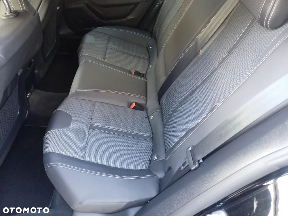 Peugeot 508 SW PureTech 130 Allure S&S EAT8 - 32