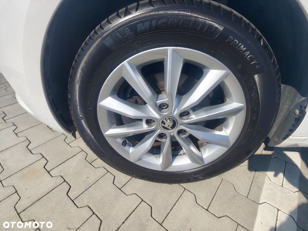 Skoda Octavia 1.6 TDI Active - 10