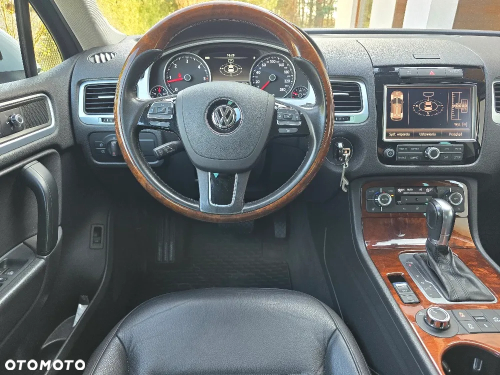 Volkswagen Touareg - 31