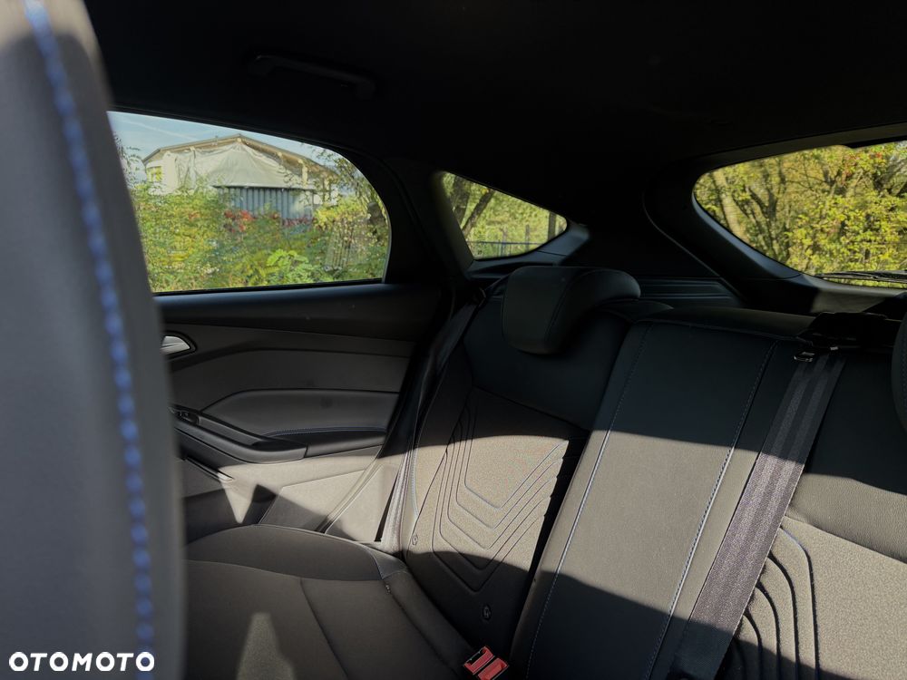 Ford Focus 2.3 EcoBoost RS - 13