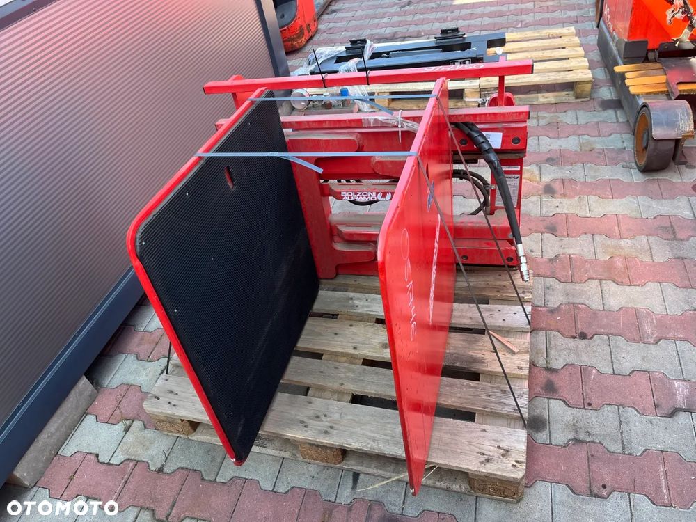Chwytak / ścisk do kartonów, styropianu, AGD Bolzoni auramo KB10CFNA ID OS1746 - 2