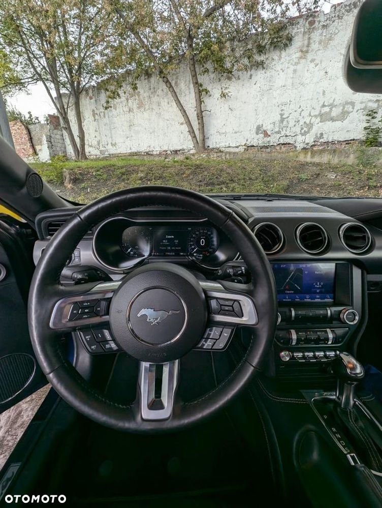 Ford Mustang - 11