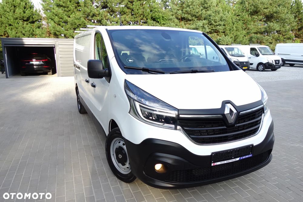 Renault Trafic 2.0 DCI 120 KM Klima Kamera Ledy - 16
