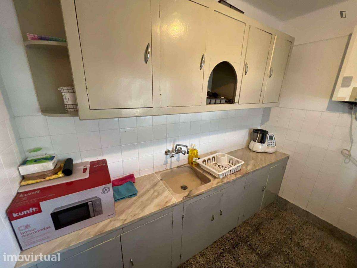 Quarto - localizado em Portalegre - Grande imagem: 2/6