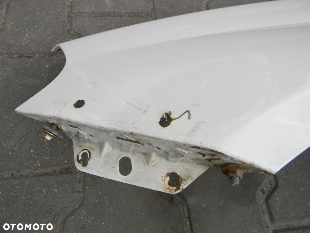 błotnik lewy przód FIAT GRANDE PUNTO biały - 3
