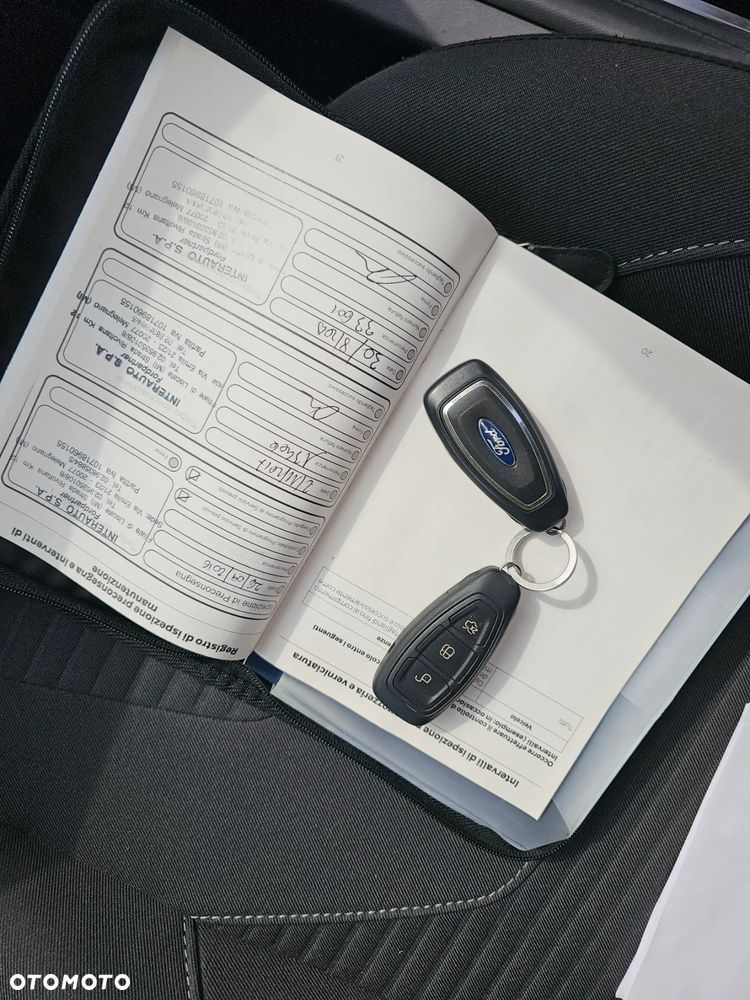 Ford Focus 1.5 EcoBlue Start-Stopp-System TITANIUM - 15