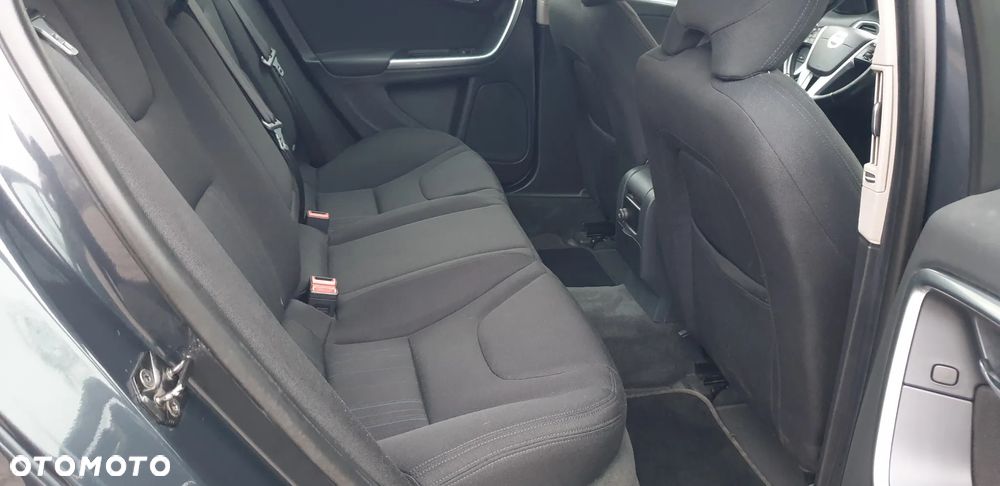 Volvo S60 D4 Edition - 12