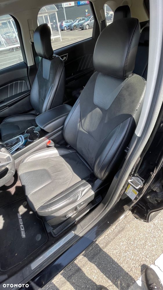 Ford Edge - 34