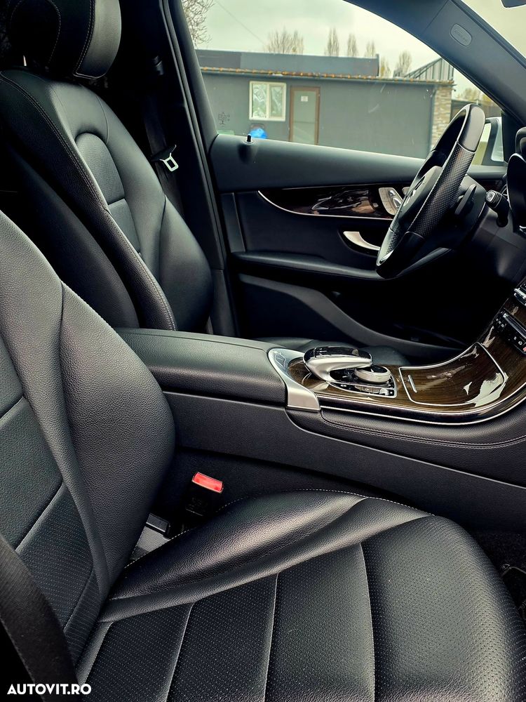 Mercedes-Benz GLC - 15