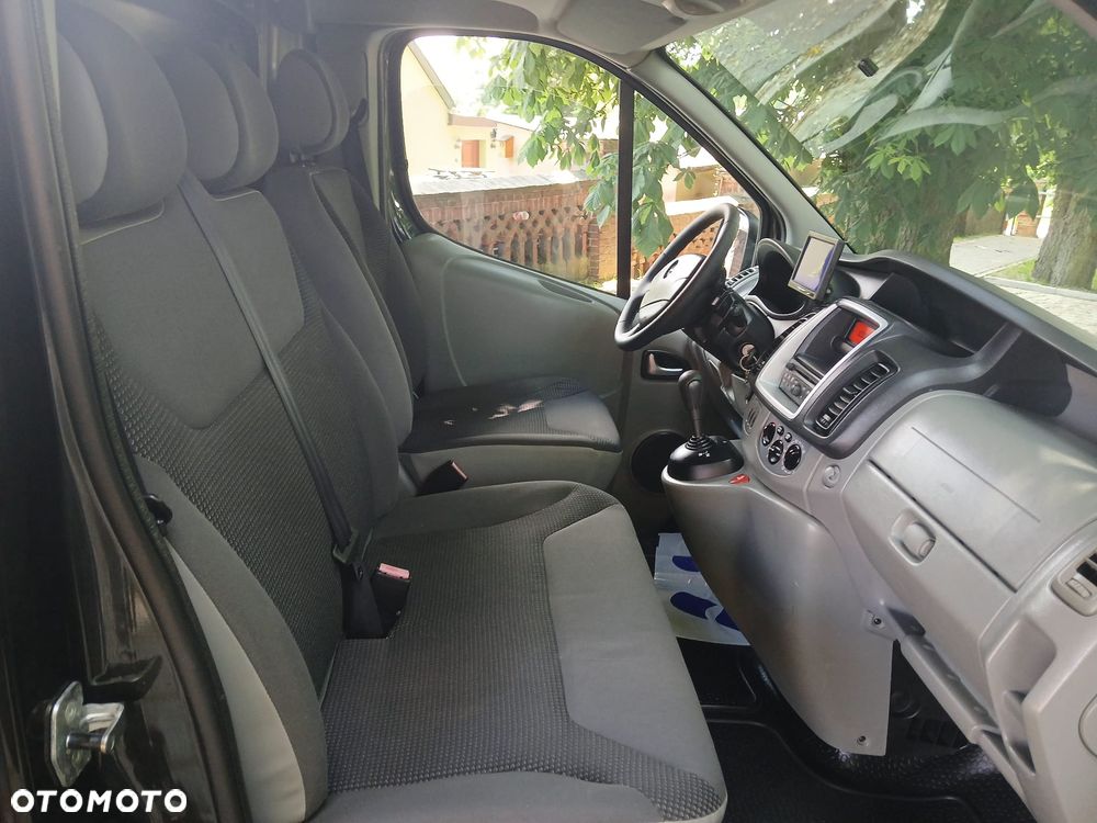 Opel VIVARO - 13
