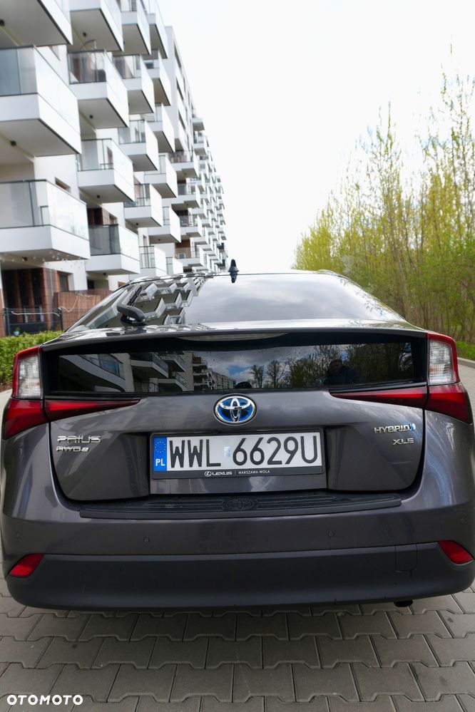 Toyota Prius 1.8 Hybrid Premium - 10