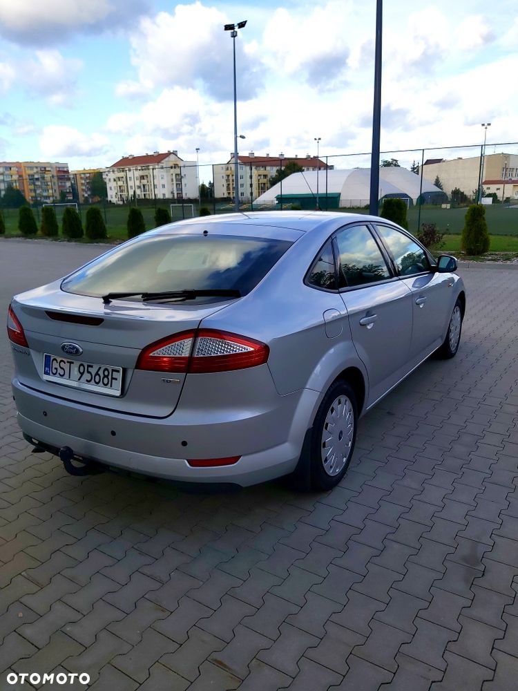 Ford Mondeo - 4
