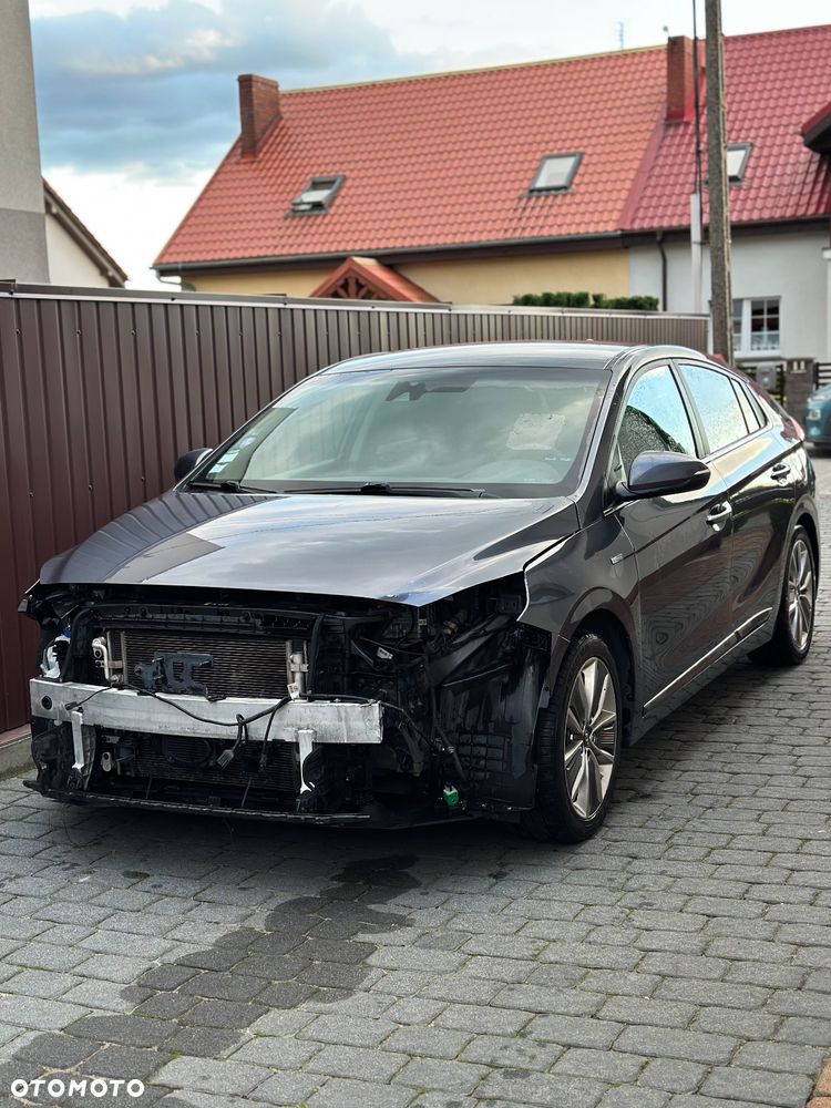 Hyundai IONIQ 1.6 GDI Trend - 1