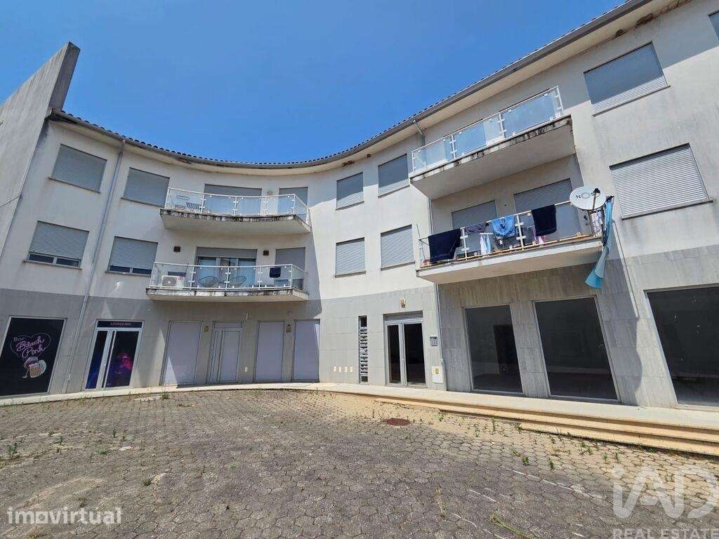 Apartamento T3 em Santa Comba Dão e Couto do Mosteiro - Grande imagem: 2/23