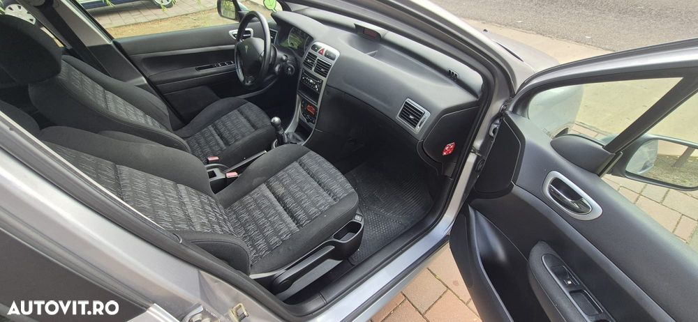 Peugeot 307 - 7
