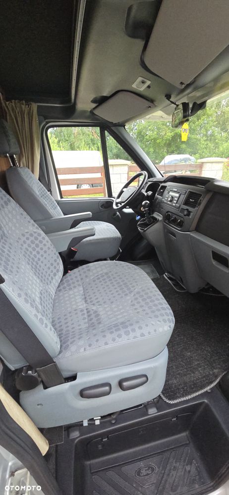 Ford Transit - 23