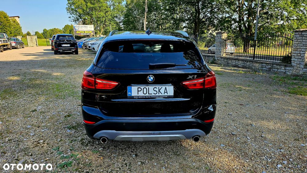 BMW X1 xDrive20d xLine sport - 12
