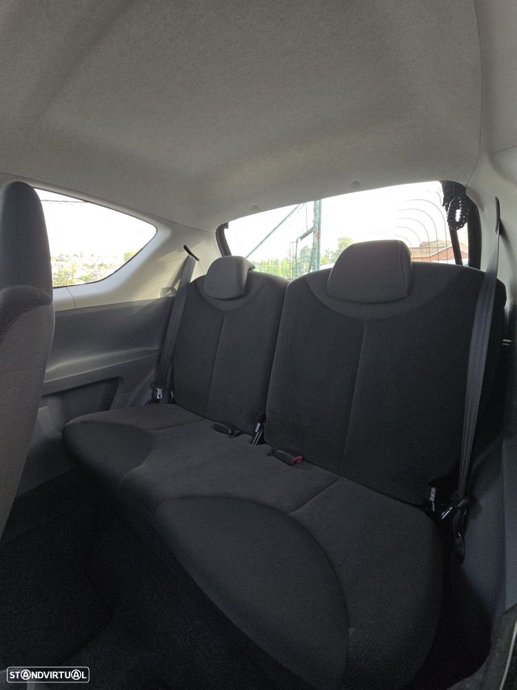 Citroën C1 1.0 X - 12