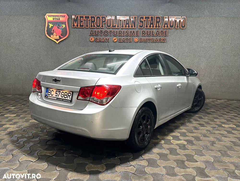 Chevrolet Cruze - 4