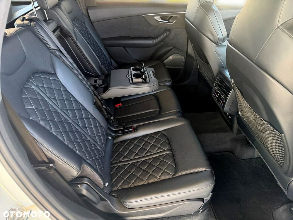 Audi SQ7 - 22