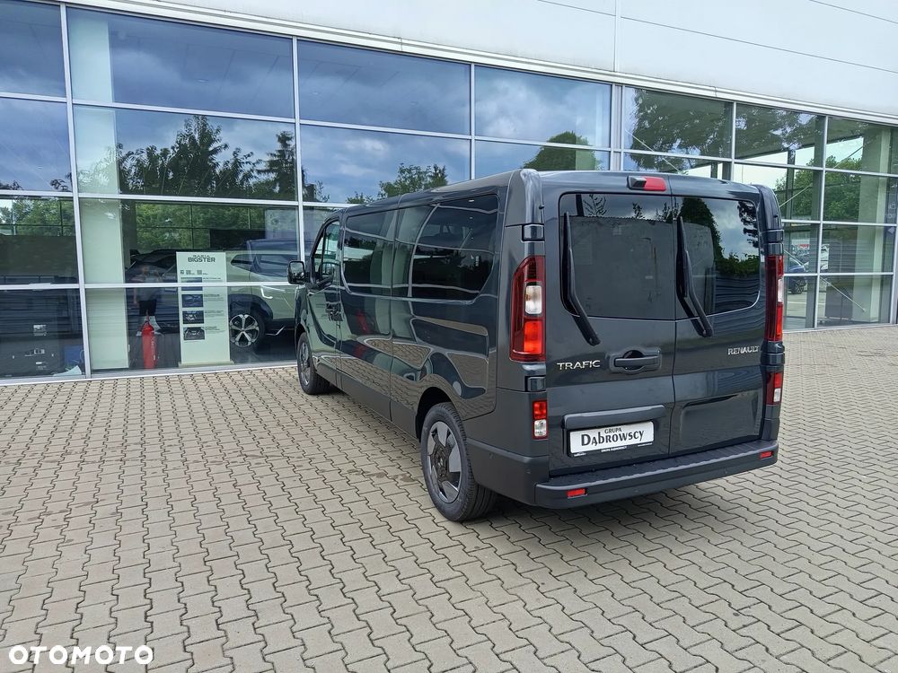 Renault Trafic Grand 2.0 dCi - 14