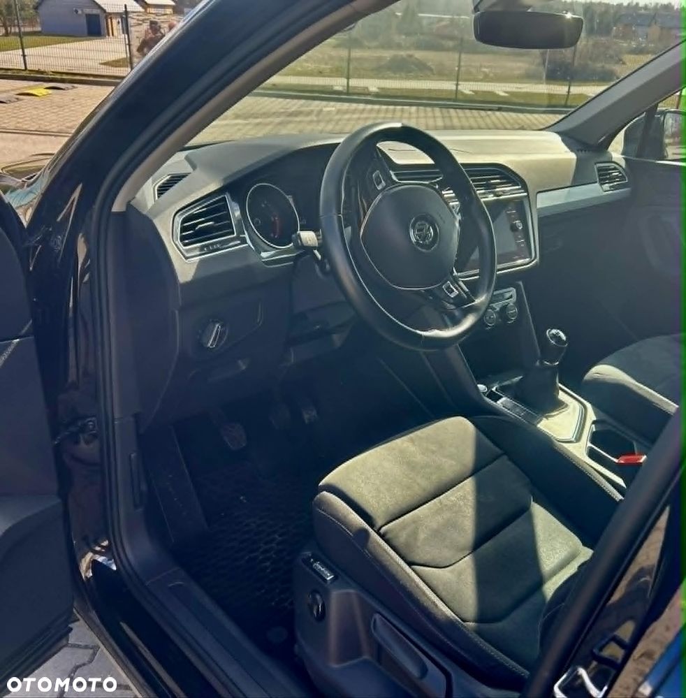 Volkswagen Tiguan 2.0 TDI BMT SCR Comfortline - 15