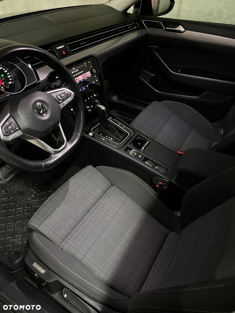 Volkswagen Passat 2.0 TSI Business DSG - 19