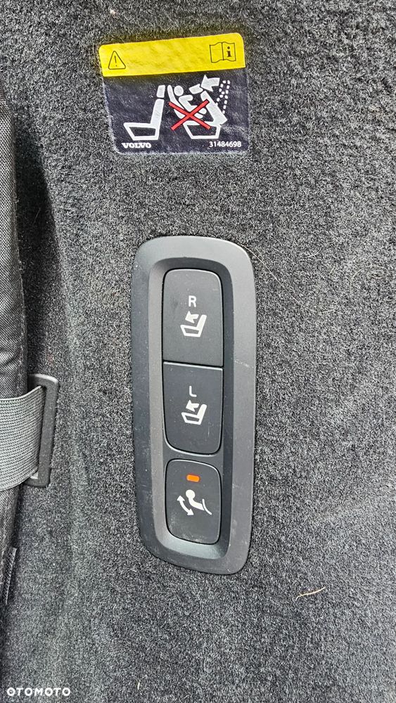 Volvo V90 D5 AWD R-Design - 14