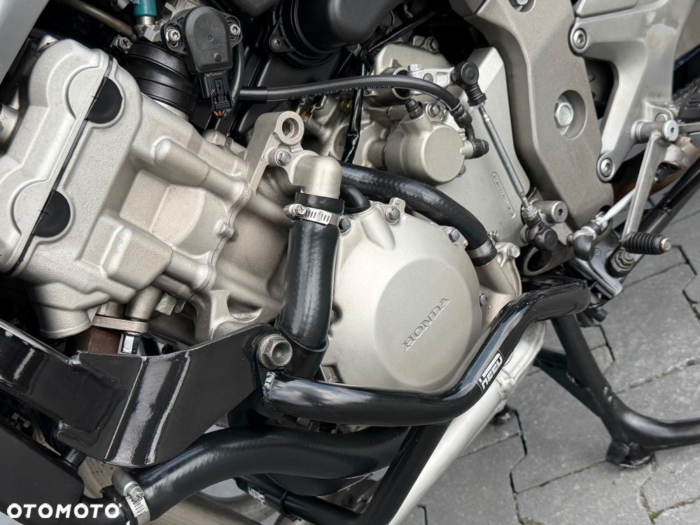 Honda CBF - 34